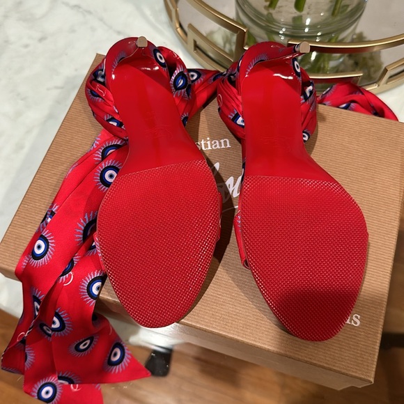 ❌SOLD❌ Christian Louboutin Greekaba du Desert Ankle Wrap Sandal - Picture 3 of 9